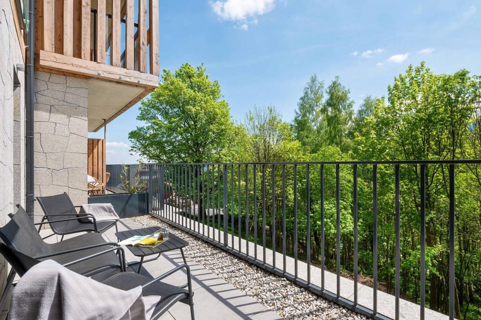 Day, Balcony/Terrace, Seating area