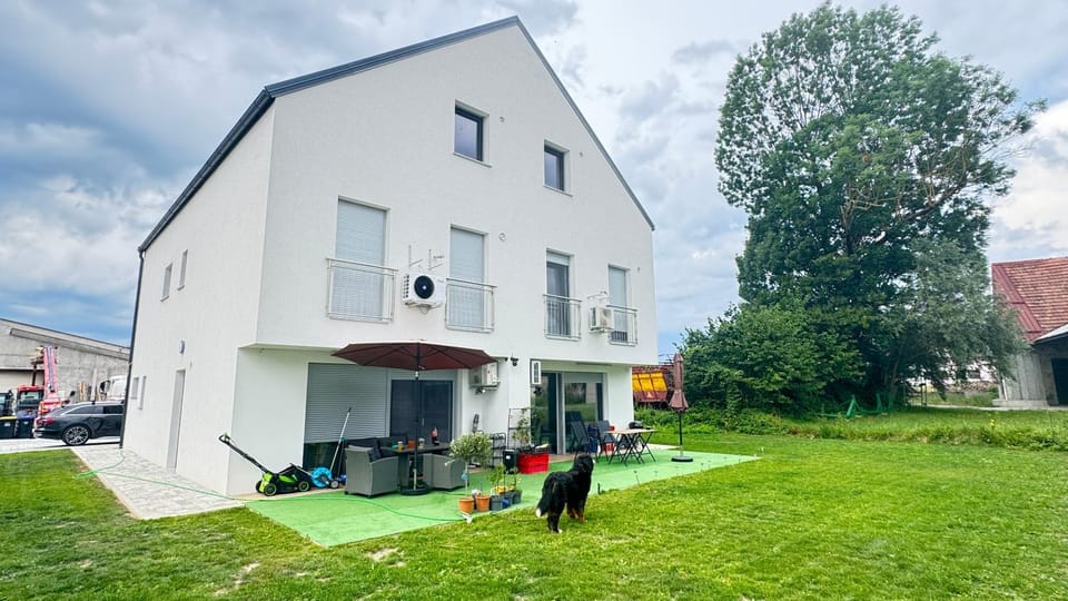 Villa AMULET - Spacious 3BR Villa near Postojna Cave Villa in Slovenia