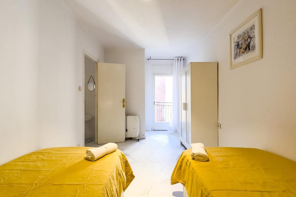 Apartment in Barcelona F3 Apartment in L'Hospitalet de Llobregat