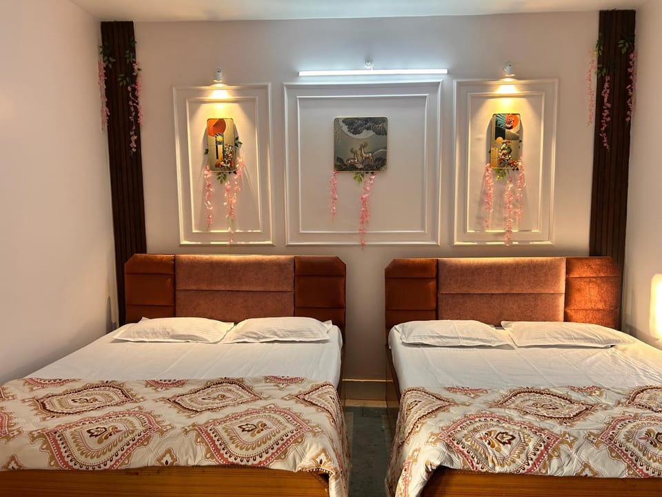 Shubham guest house jwalamukhi Bed and Breakfast in Himachal Pradesh