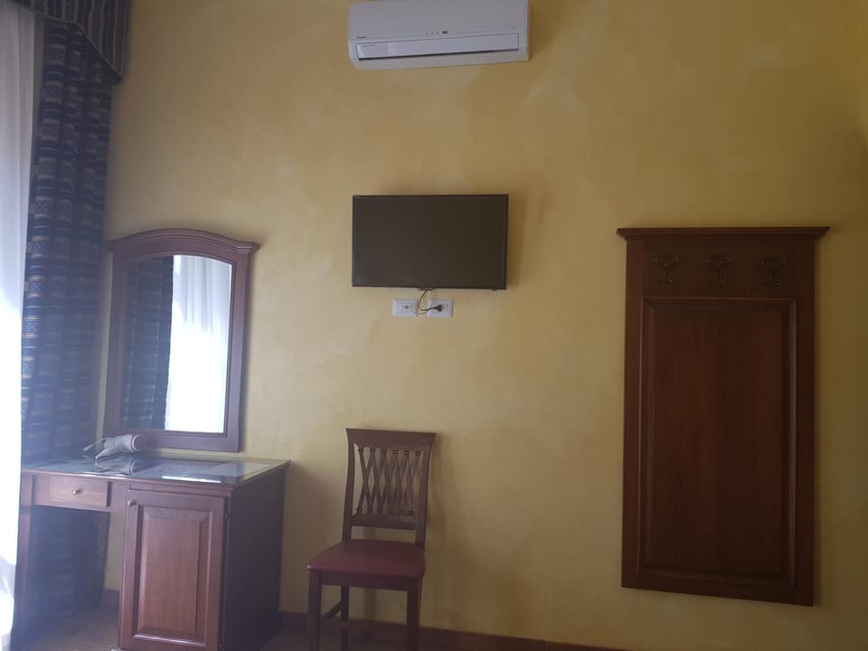 3 Lati di Pitagora B&B Bed and Breakfast in Rome