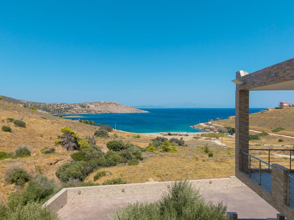 Day, Natural landscape, Beach, Mountain view, Sea view