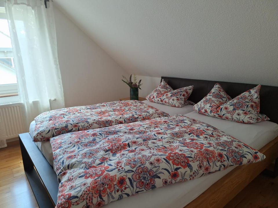 Ferienwohnung Alzenau - Familie Benzing Dachgeschoss Apartment in Bavaria