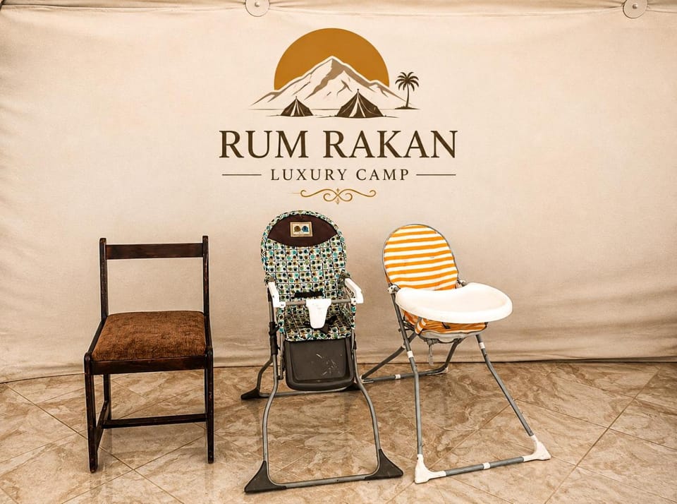 Property building, Restaurant/places to eat, Property logo or sign, Living room, Seating area, Logo/Certificate/Sign, Text overlay, Certificate/Award