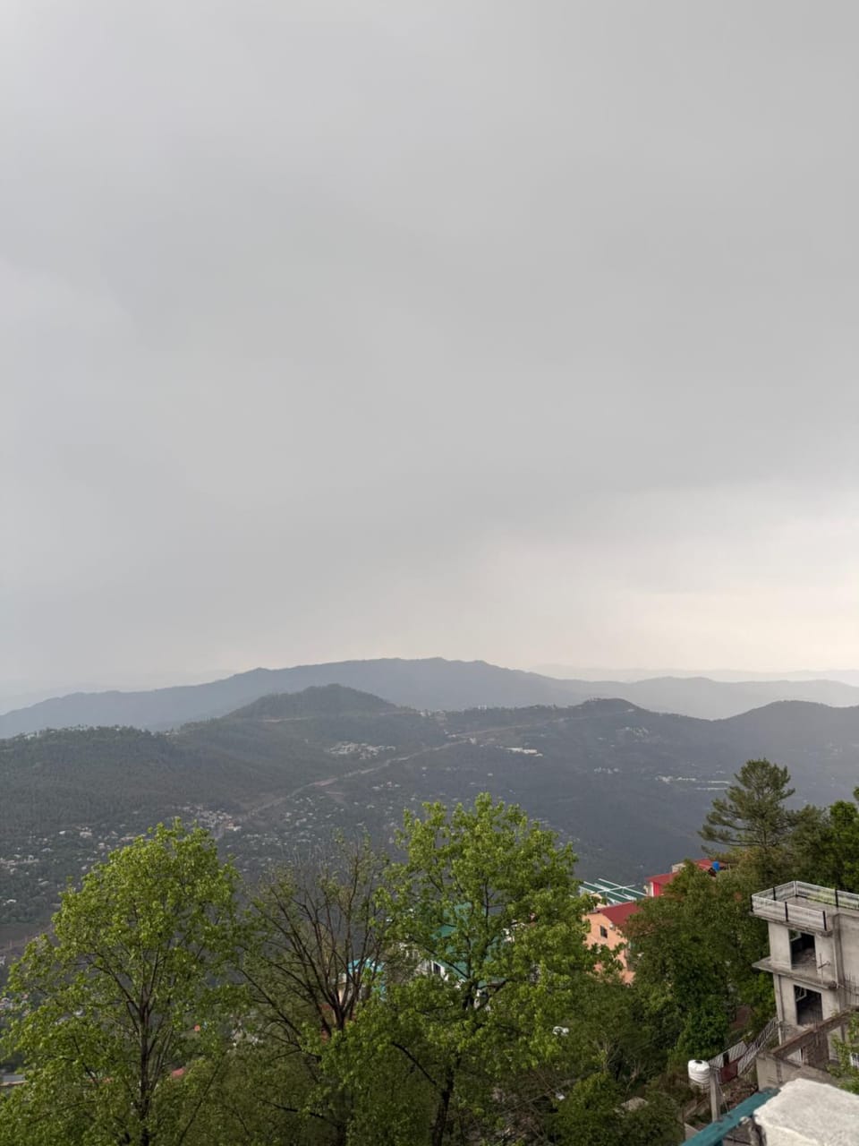 Rock Cliff Suite Kashmir Point Apartment hotel in Punjab