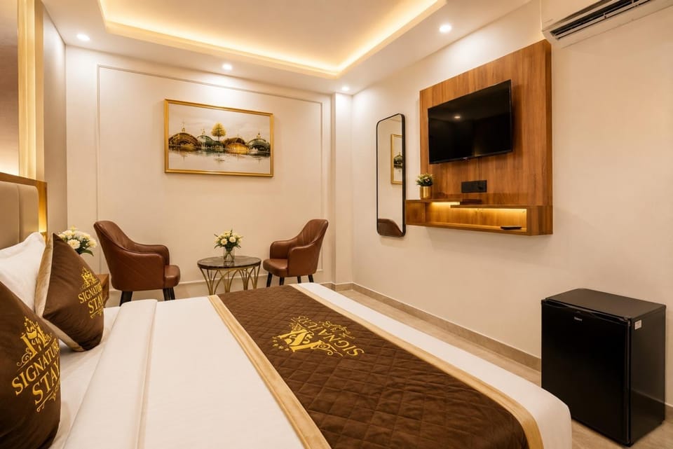 Hotel Signature StayZ Near IGI Delhi Airport Hotel in New Delhi