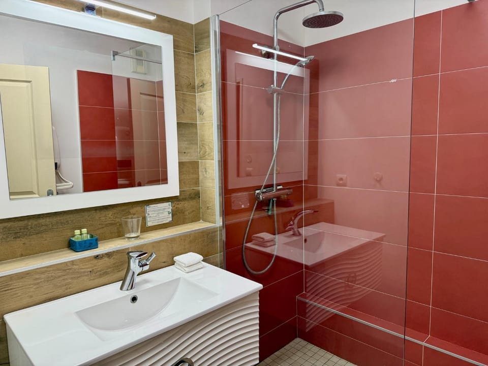 "Maurice" Centre-ville, Climatisation, WiFi et Parking Apartment in Occitanie