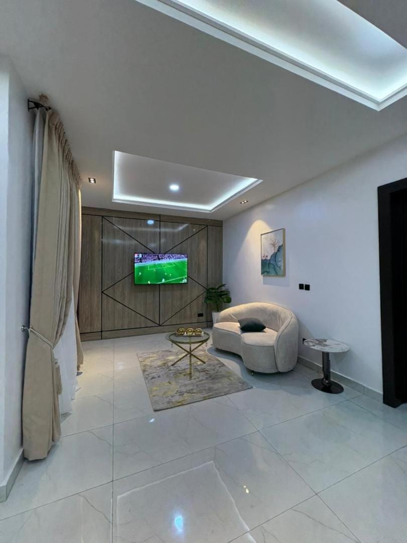 JKB PREMIUM lUXURY Hotel in Lagos, Nigeria