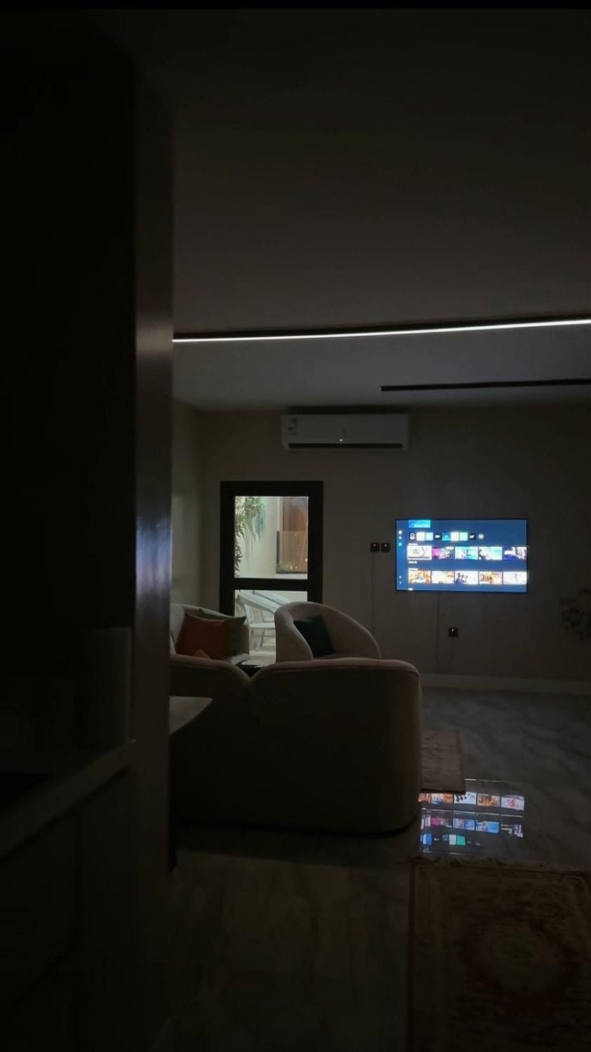 3غرف وصالة وحمامين شارع العليا مقابل برج المملكة Apartment in Riyadh
