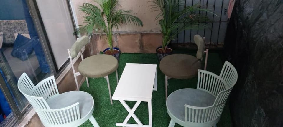 ISS 506 Private Studio with Balcony Andheri West Apartment in Mumbai