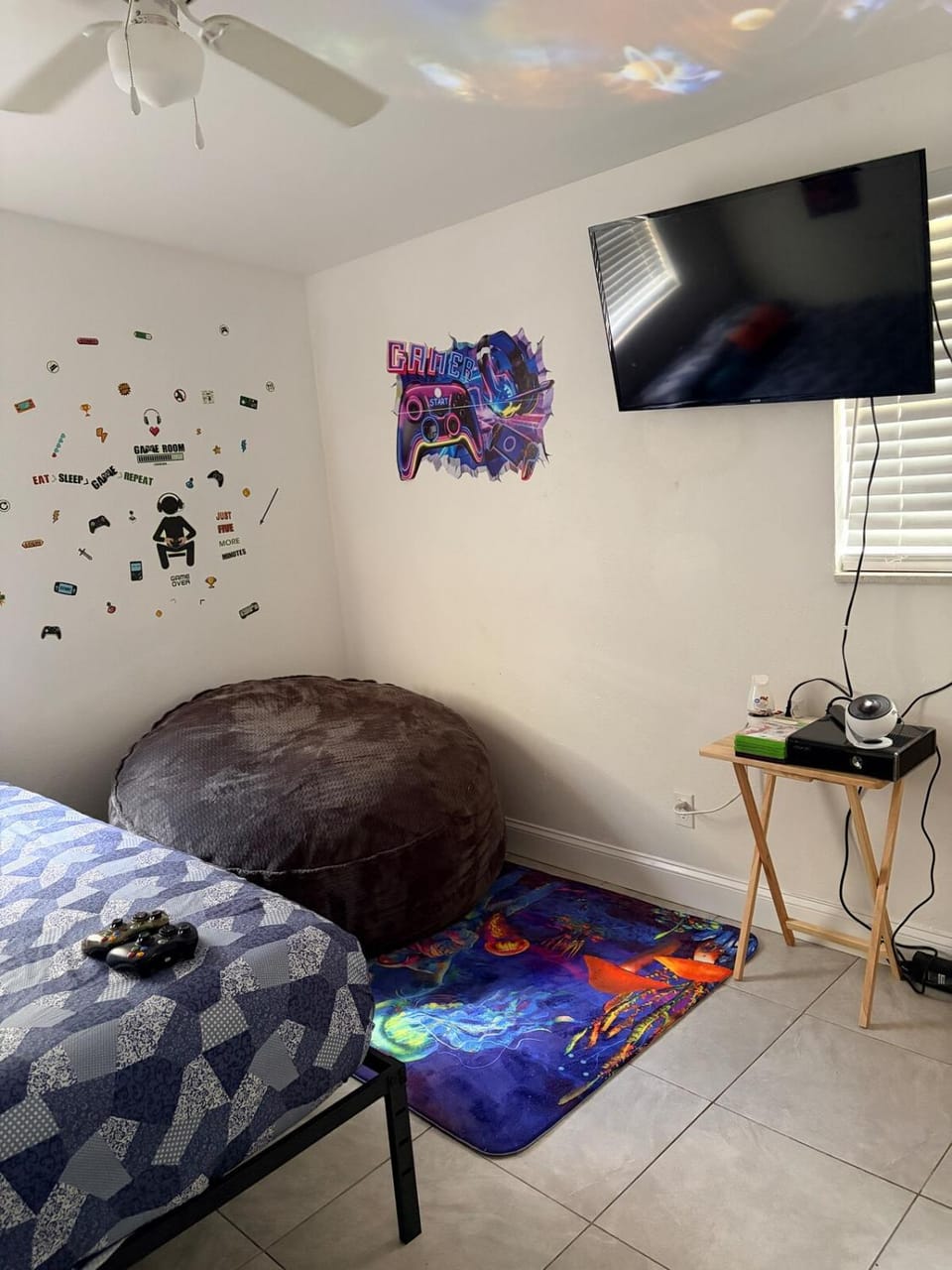 Vibez Factory Game Room by Busch Gardens & USF Vacation rental in Tampa