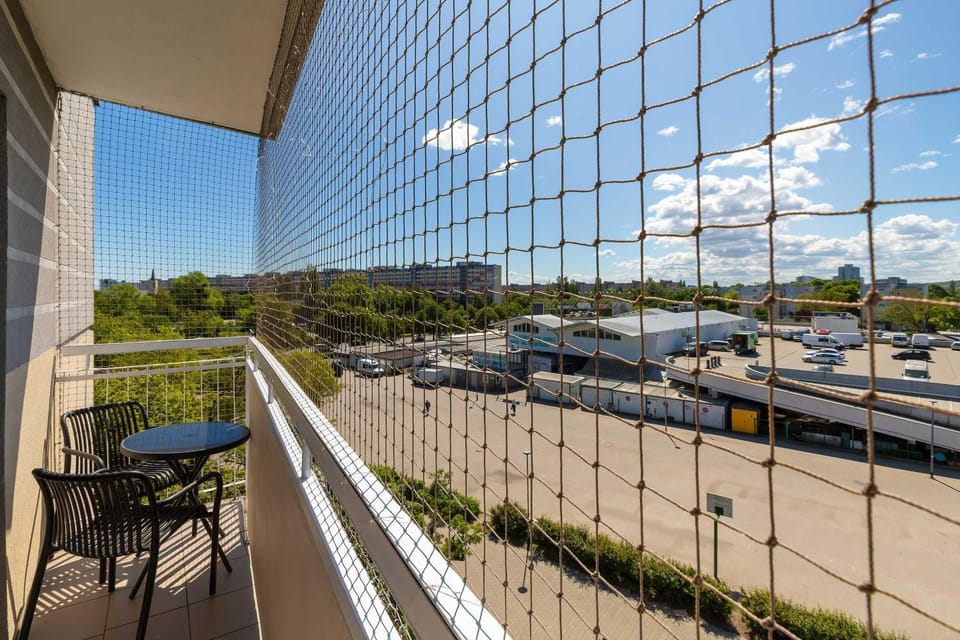 Day, Balcony/Terrace, Location