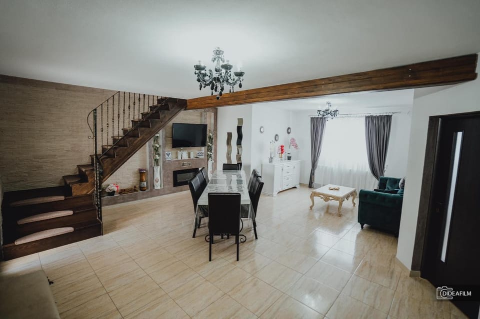 Vila Loredana House in Romania