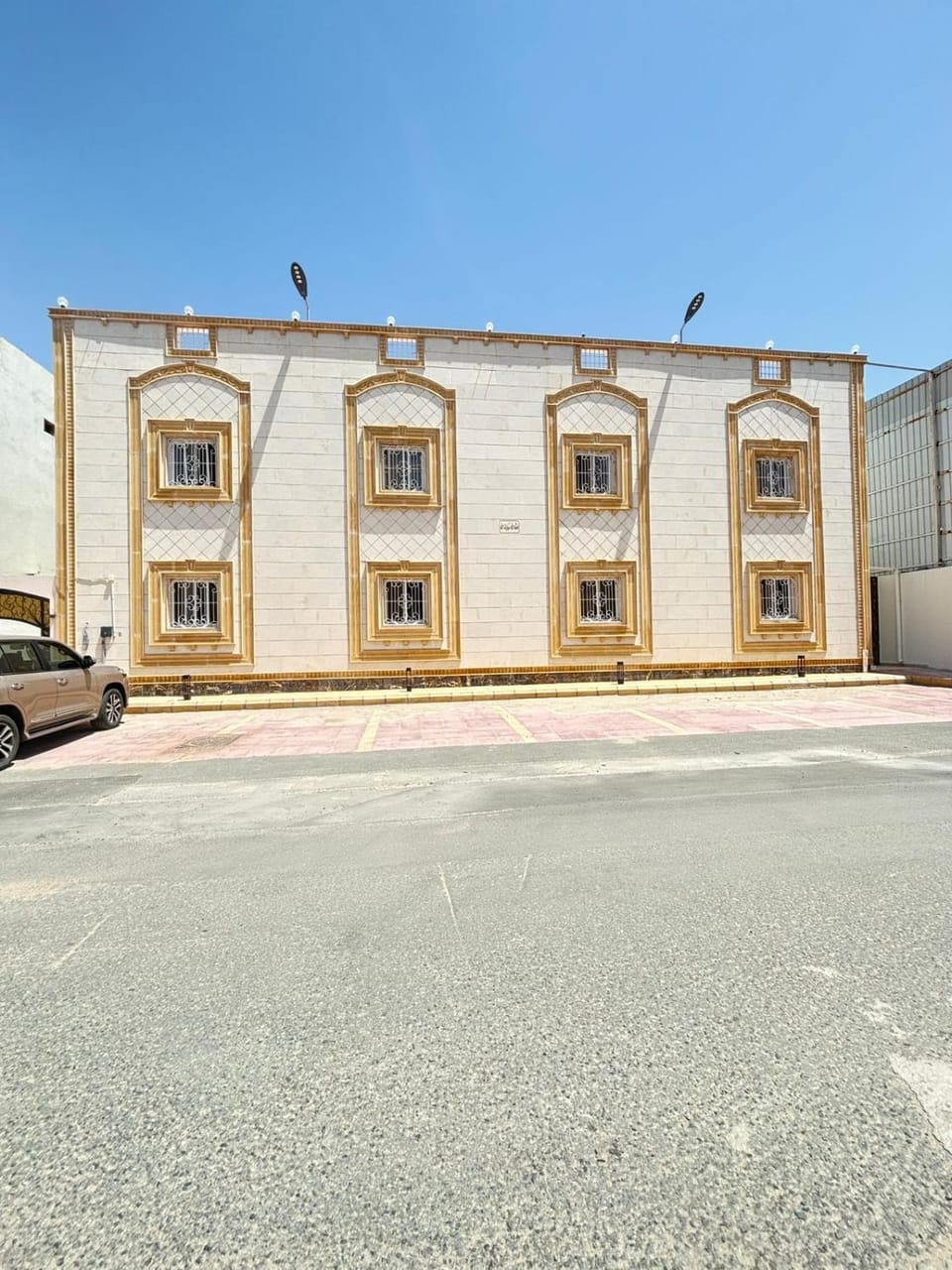 Property building, Parking