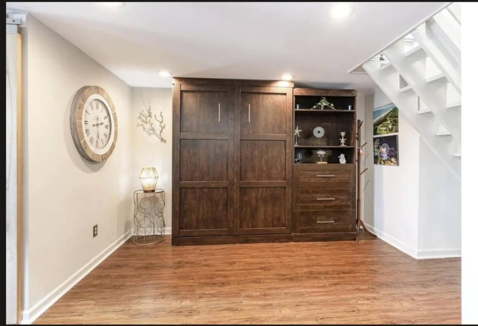 Living room, wardrobe