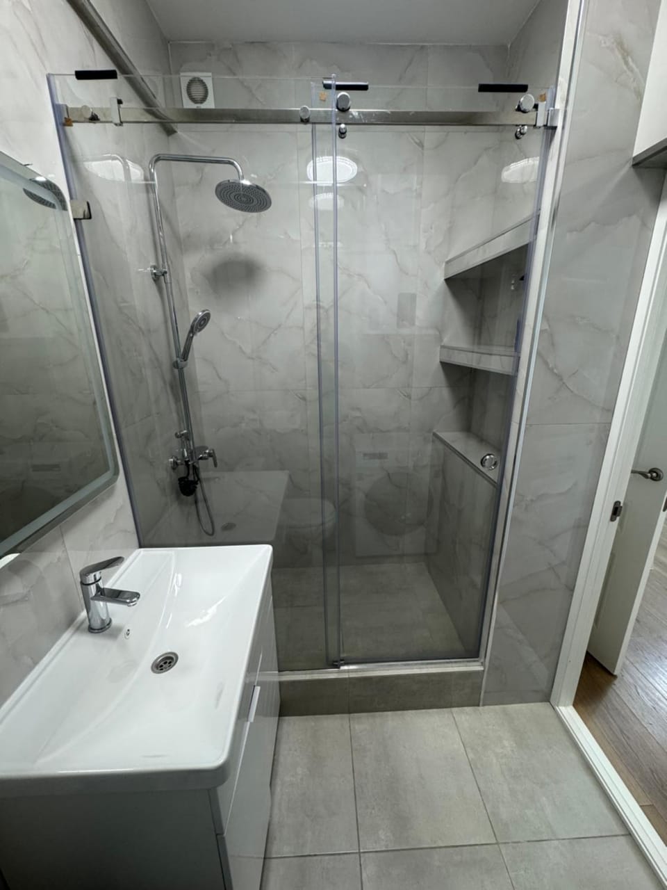 Ырыскы Apartment in Almaty Region, Kazakhstan