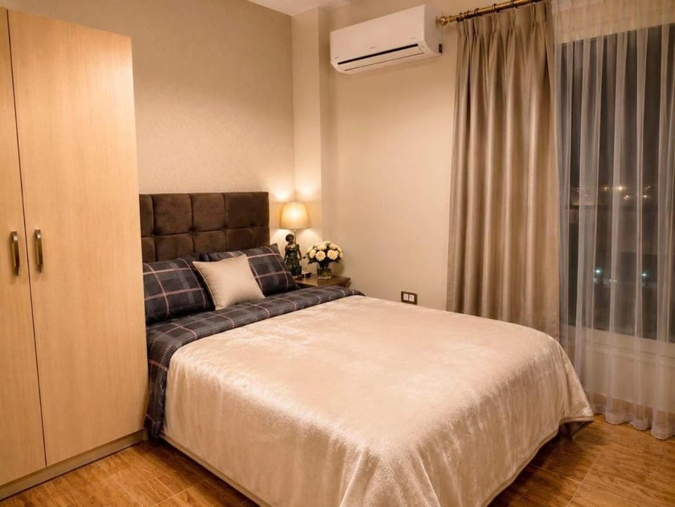 New Cairo Madinati 2BR B7 Group 72 bld 53 Apartment in Cairo Governorate