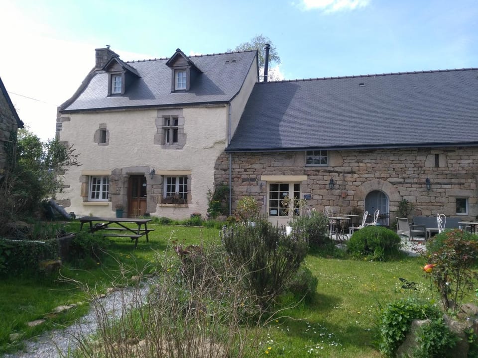 Property building, Garden