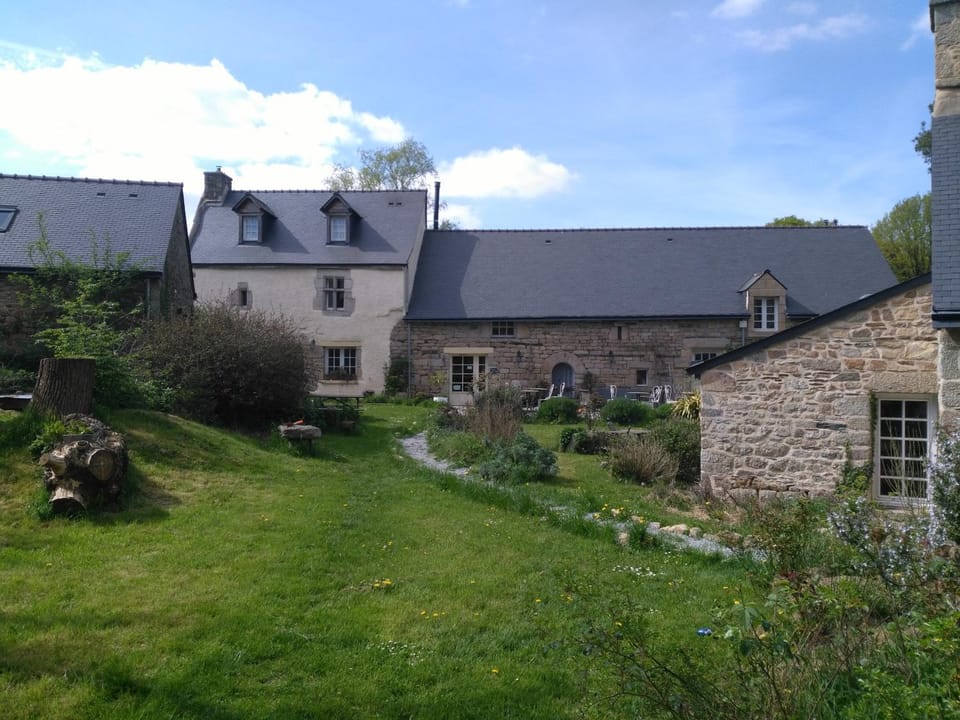 Property building, Garden view