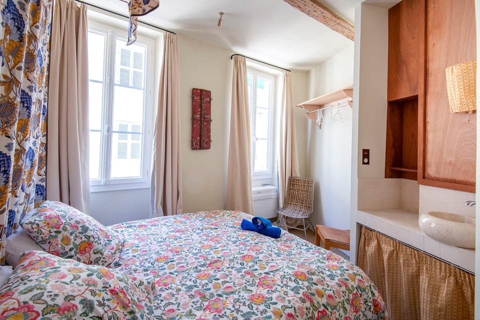 2-bedroom apartment in the heart of Marseille Apartment in Marseille