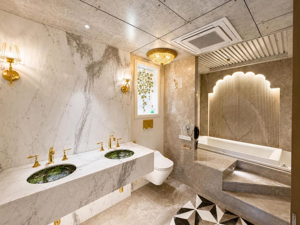 Toilet, Bathroom, Bath