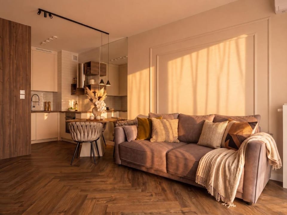 The Amber Lounge by VAYA STAYS Apartment in Warsaw