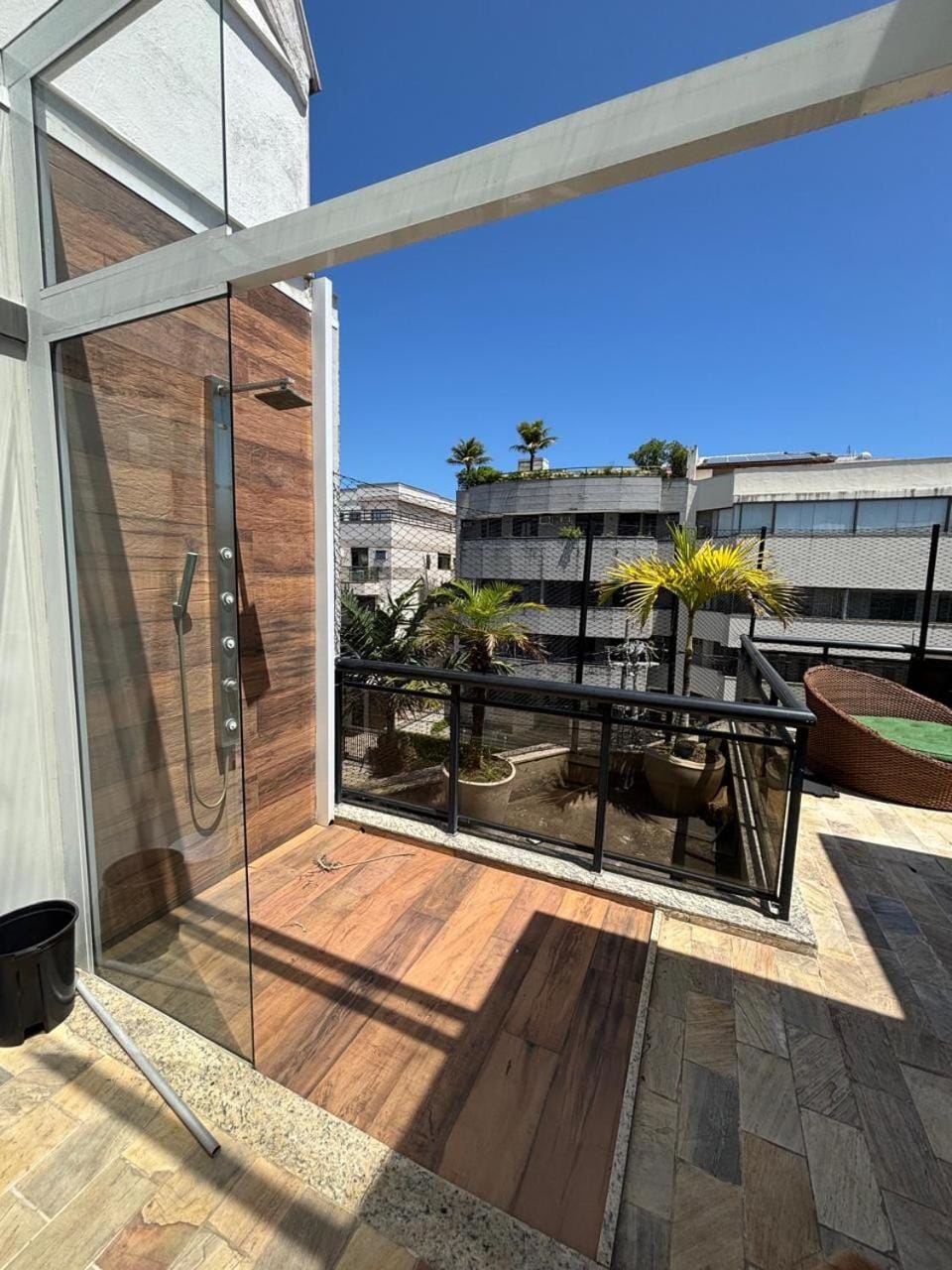 Cobertura na praia - quarto privativo - apenas para mulheres Vacation rental in Rio de Janeiro