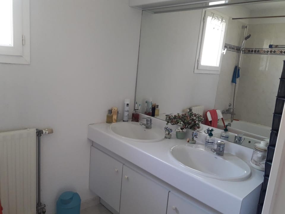 Bathroom, Bath