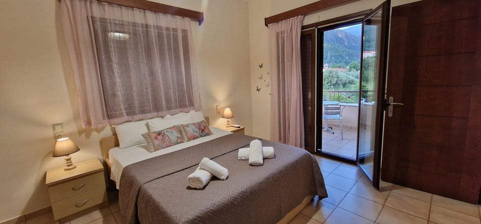 Karras Apartments Apartment hotel in Peloponnese, Western Greece and the Ionian