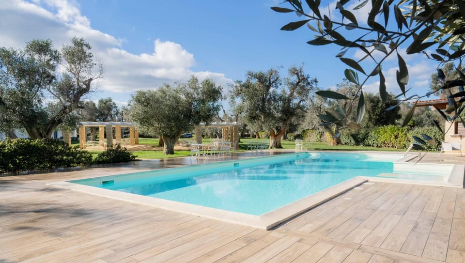 Garden, Swimming pool