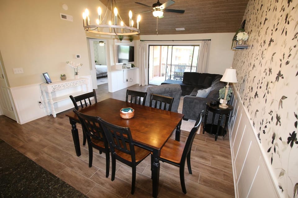 Balcony/Terrace, Living room, Seating area, Dining area