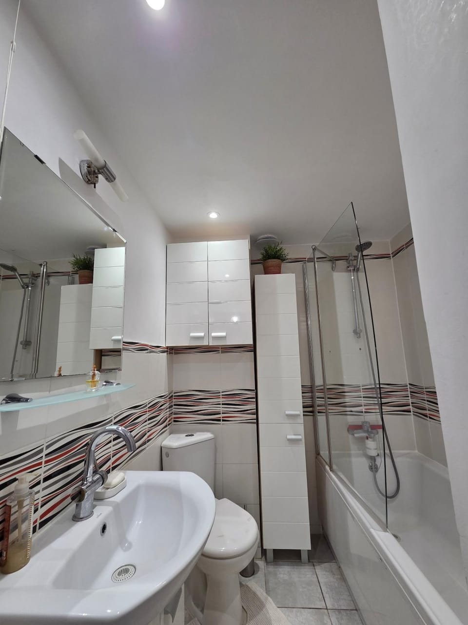 4 bedroom house 11minwalk W Norwood Station zone3 House in London Borough of Southwark