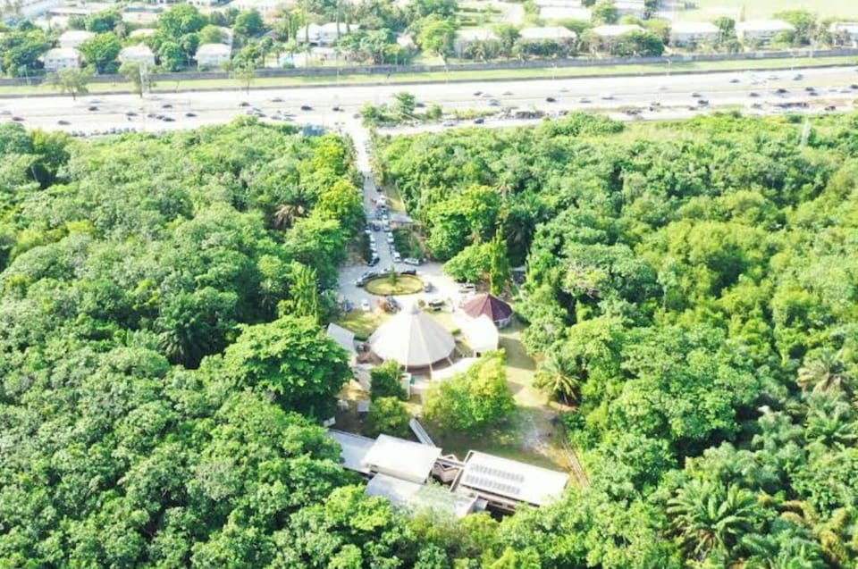 Green Palm Resort Lekki Bed and Breakfast in Lagos, Nigeria