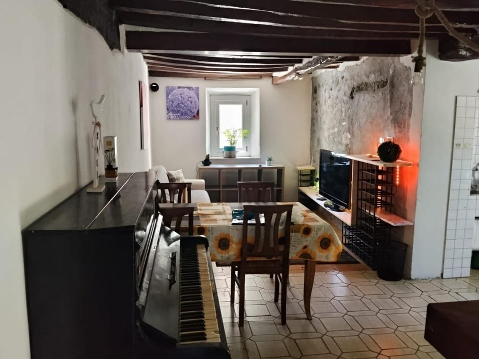Golden horses Apartment in Emilia-Romagna