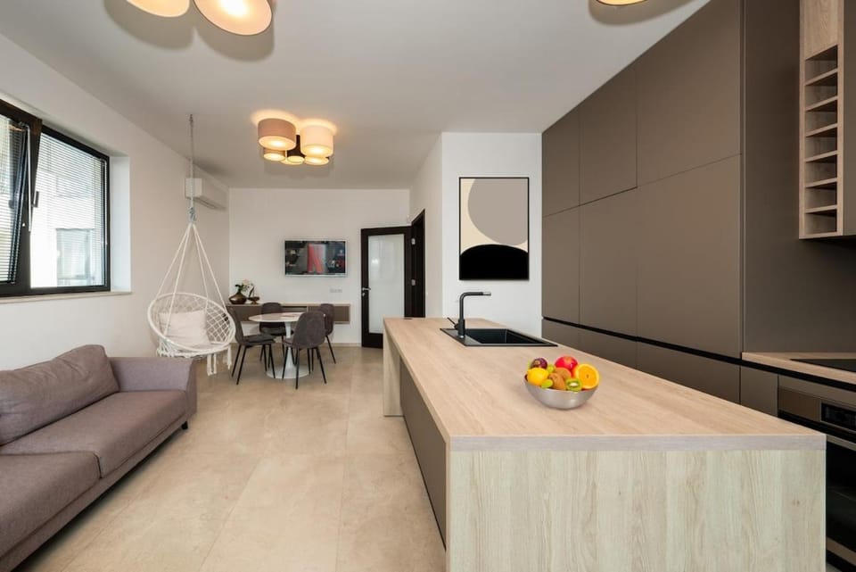 Spacious, Panoramic, Fantastic Location, Parking Apartment in Burgas