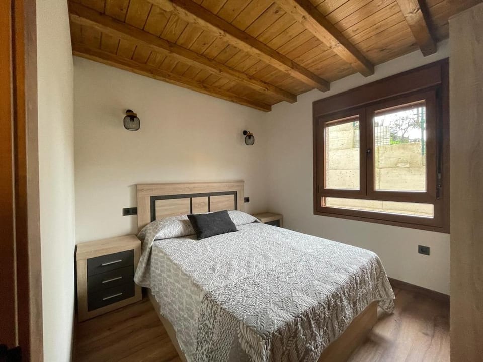 Casa rural El Mirador de Bustiello House in Asturias