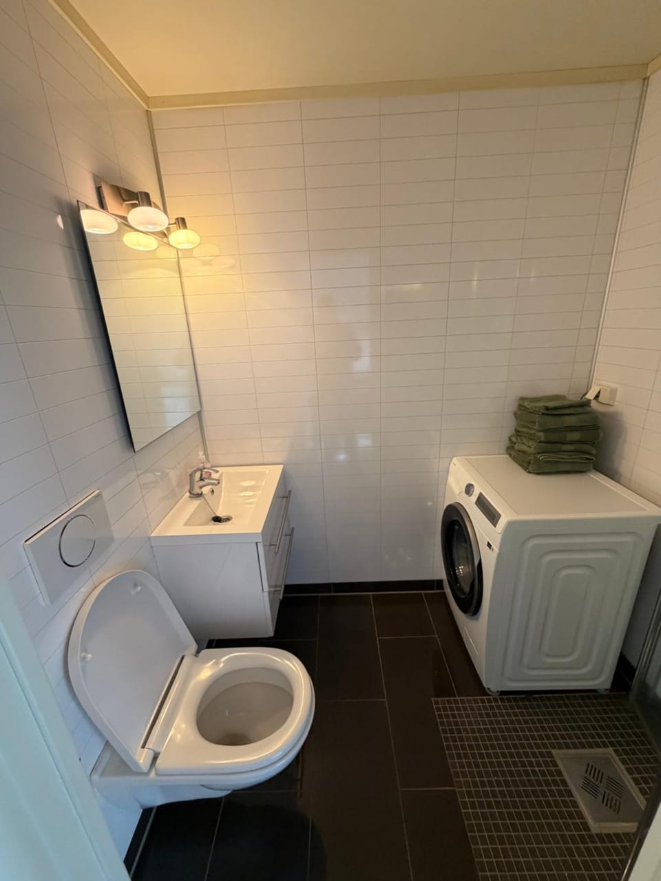 Leilighet for opptil 4 personer nær Sola flyplass og Stavanger sentrum Apartment in Stavanger