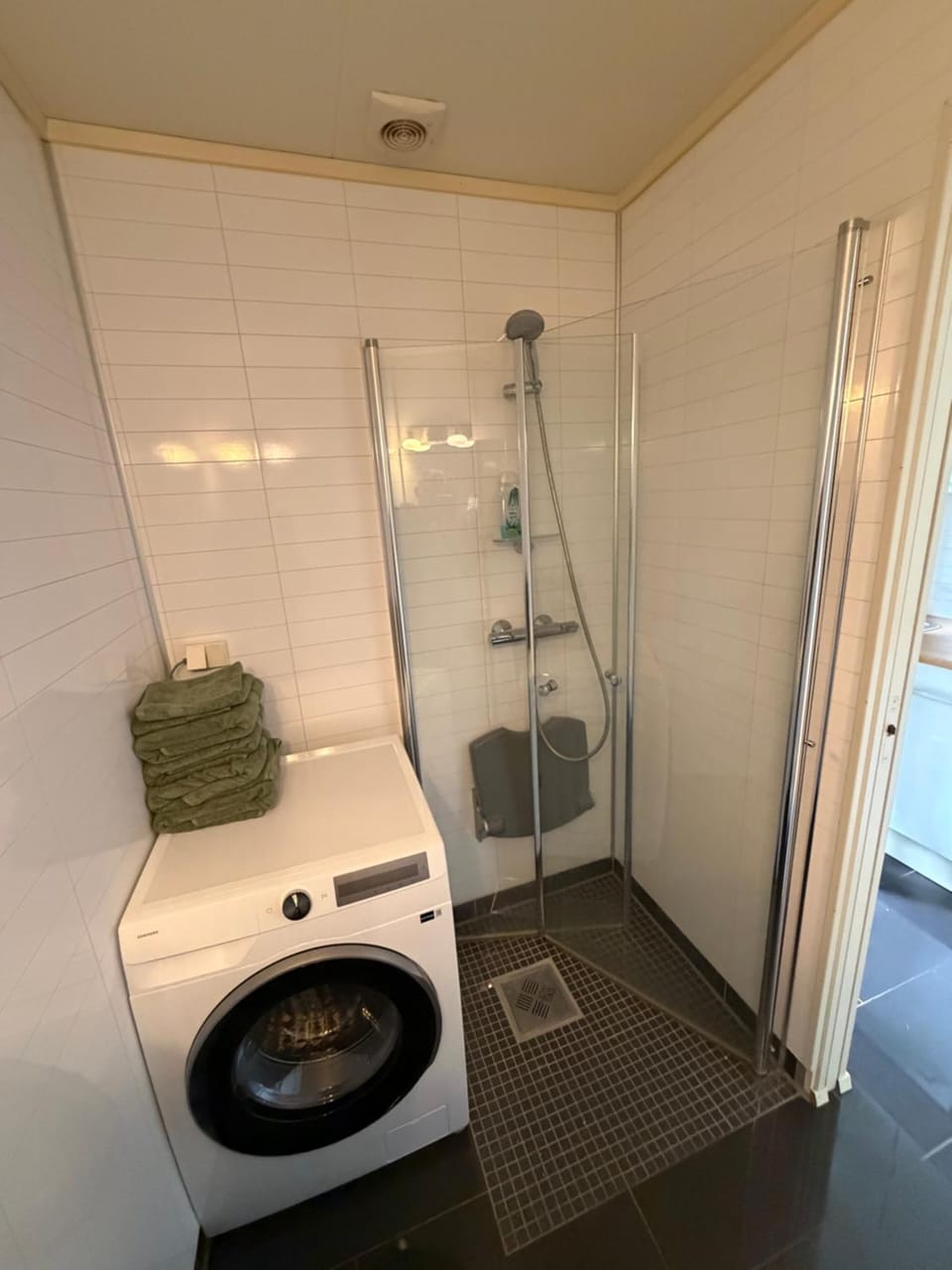 Leilighet for opptil 4 personer nær Sola flyplass og Stavanger sentrum Apartment in Stavanger