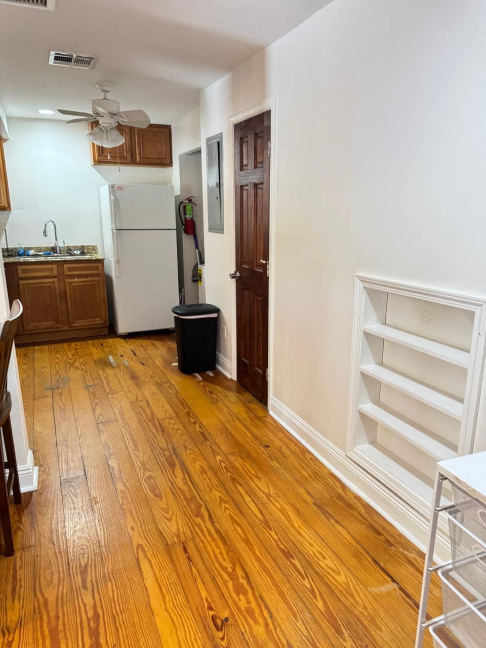 Pass Christian condo perfect for Cruising the coast, Golf trips, Snow Birds located on golf course Apartment in Pass Christian