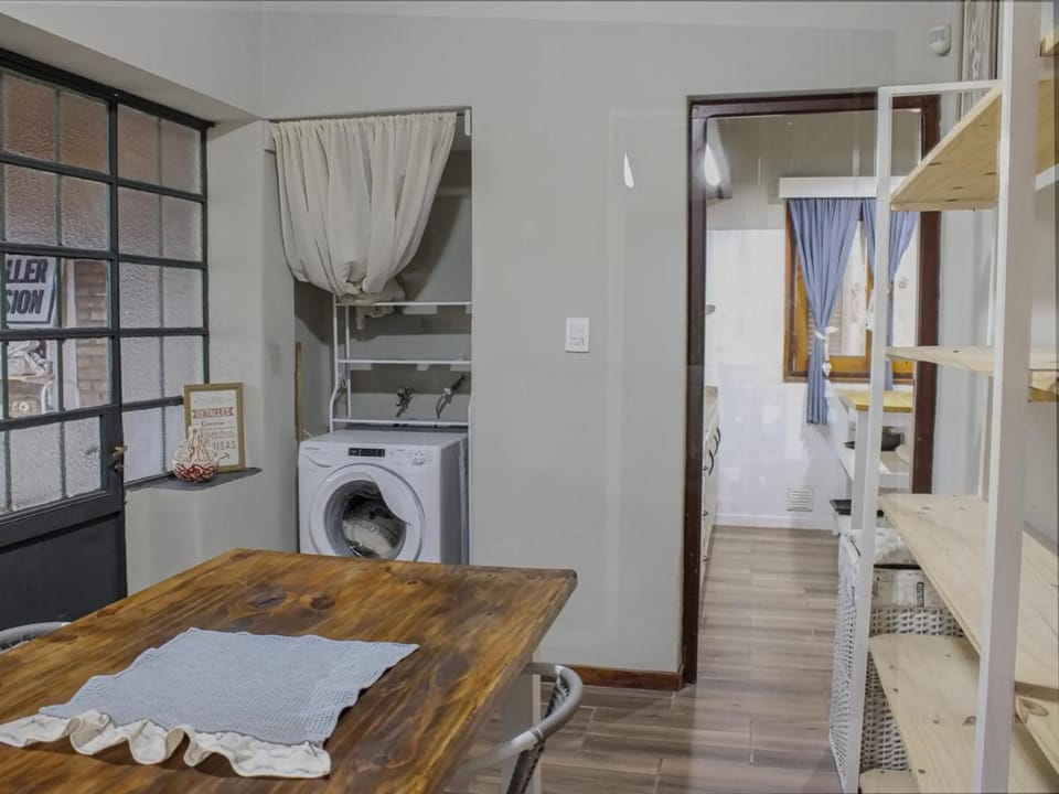 Kitchen or kitchenette, pet friendly, washing machine