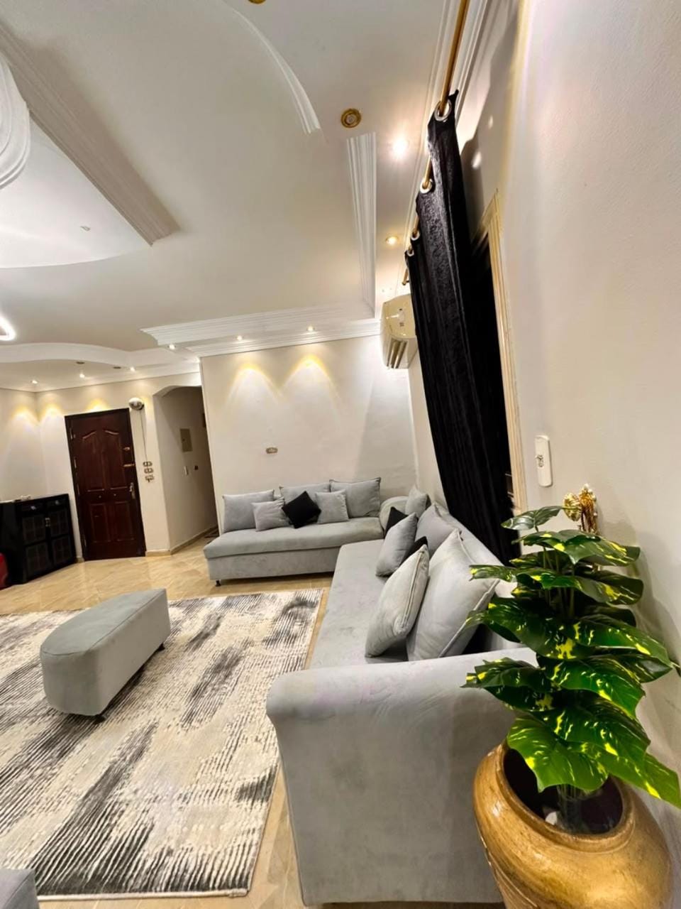 شقه فندقيه مميزه ومريحه في زهراء المغادي Apartment in Cairo Governorate