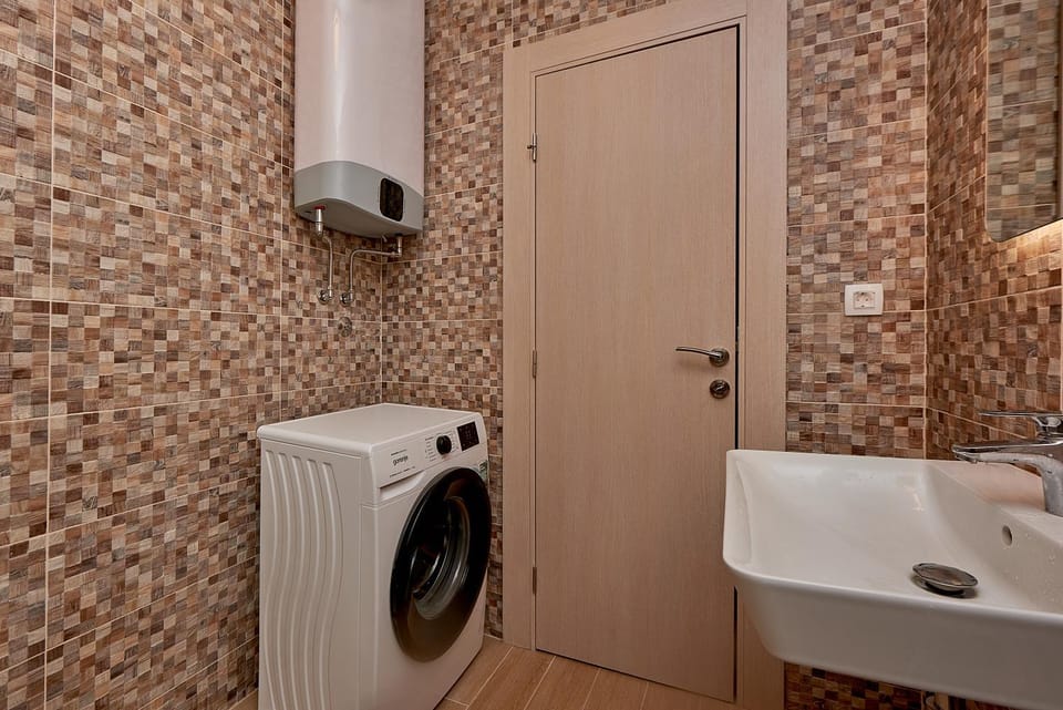 Безупречное комфортное стильное жилье для семейного отдыха у моря Apartment in Budva