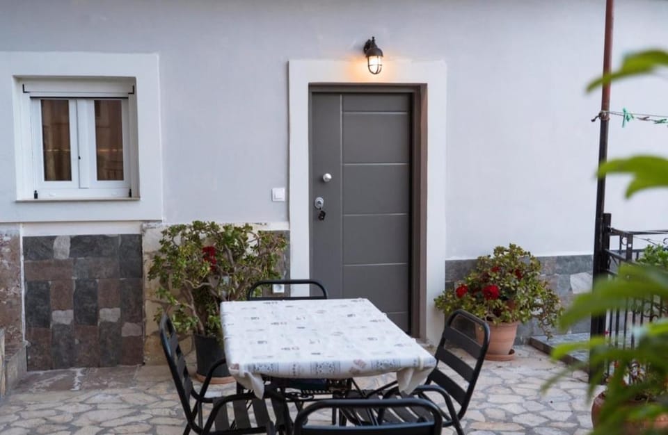 Magda's Apartment, Karousades Corfu Apartment in Corfu, Greece