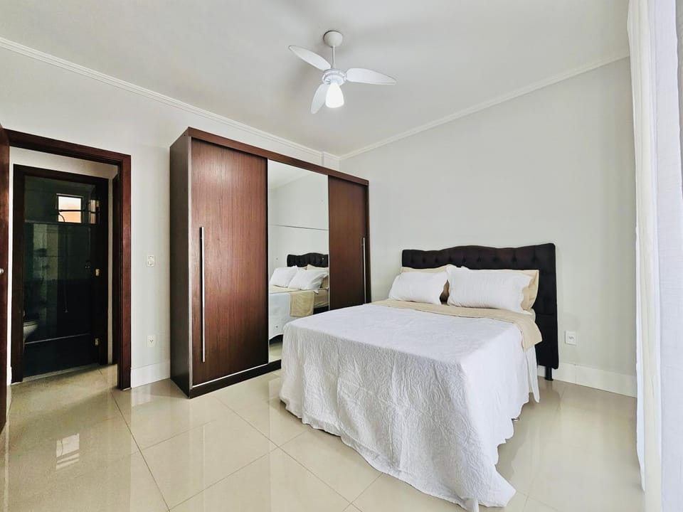 Bed, Photo of the whole room, Bedroom, wardrobe, air conditioner