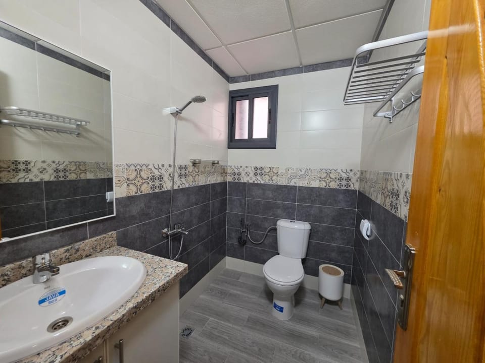 Azure Breeze Retreat - Mediterranean Comfort Apartment in Tangier-Tétouan-Al Hoceima