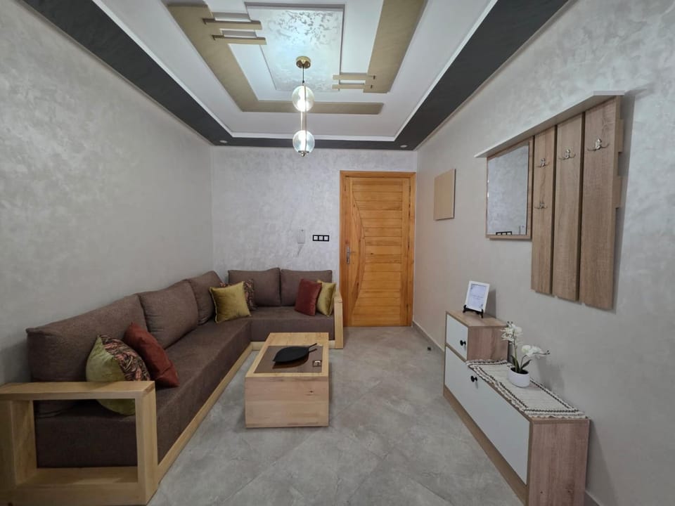 Azure Breeze Retreat - Mediterranean Comfort Apartment in Tangier-Tétouan-Al Hoceima