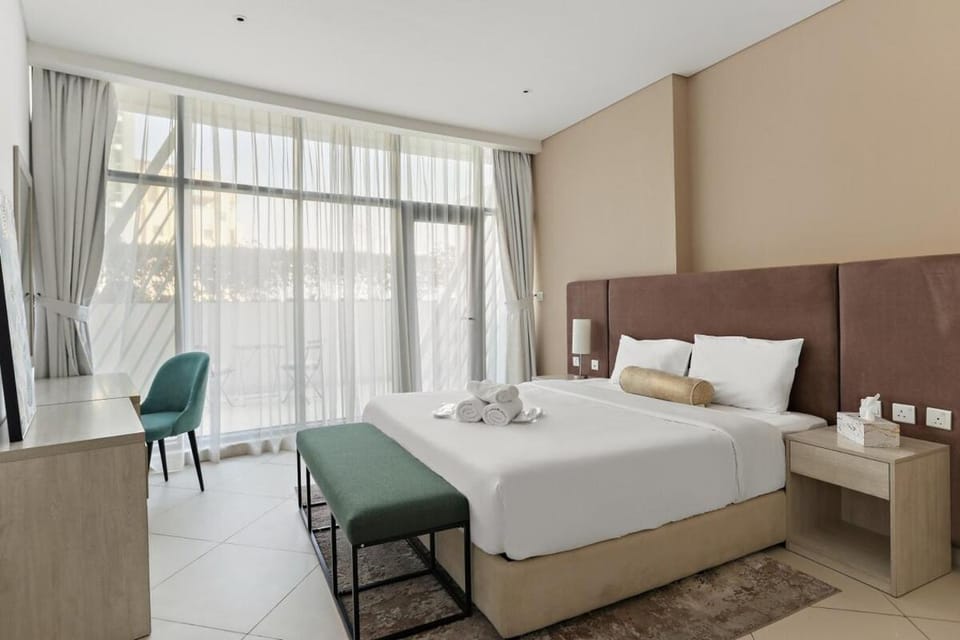 Bed, Bedroom, towels, air conditioner