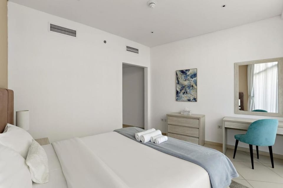 Bed, Bedroom, air conditioner