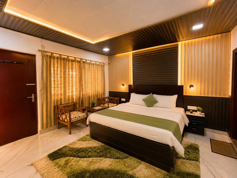 HOTEL HILL VIEW NAINITAL AUM, Near Mall Road- Naini Lake # Wifi And Room Service Facilities # near Hotel The Ashray Inn - best family hotel in NAINITAL Hotel in Noida