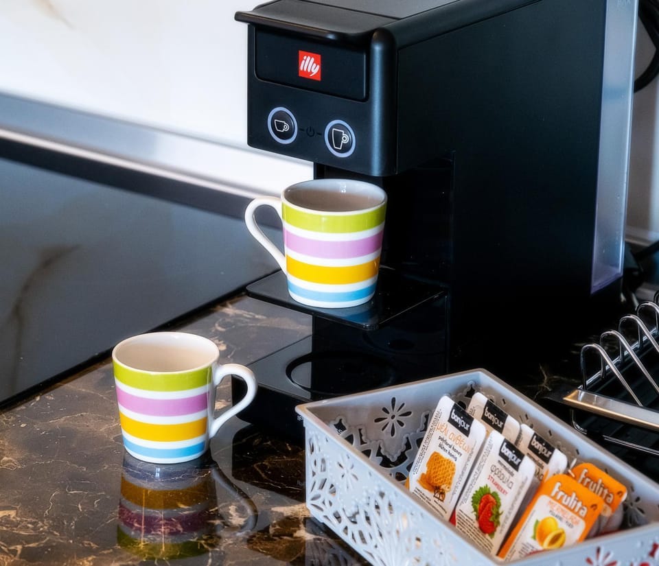 Coffee/tea facilities